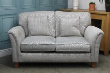 PARKER KNOLL DEVONSHIRE 2 SEATER SOFA IN AUSTEN DOVE MEDALLION FABRIC. RRP £1970