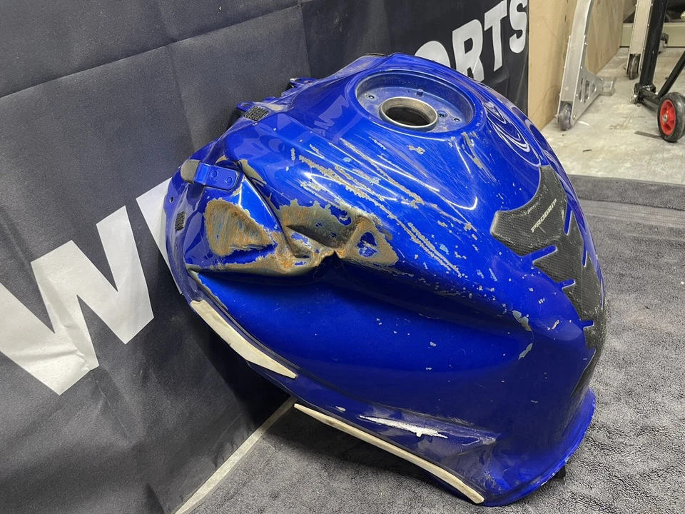 2008 2009 08 09 SUZUKI GSXR 600 750 GAS TANK FUEL TANK 148584 OEM BLUE - Image 3 of 4