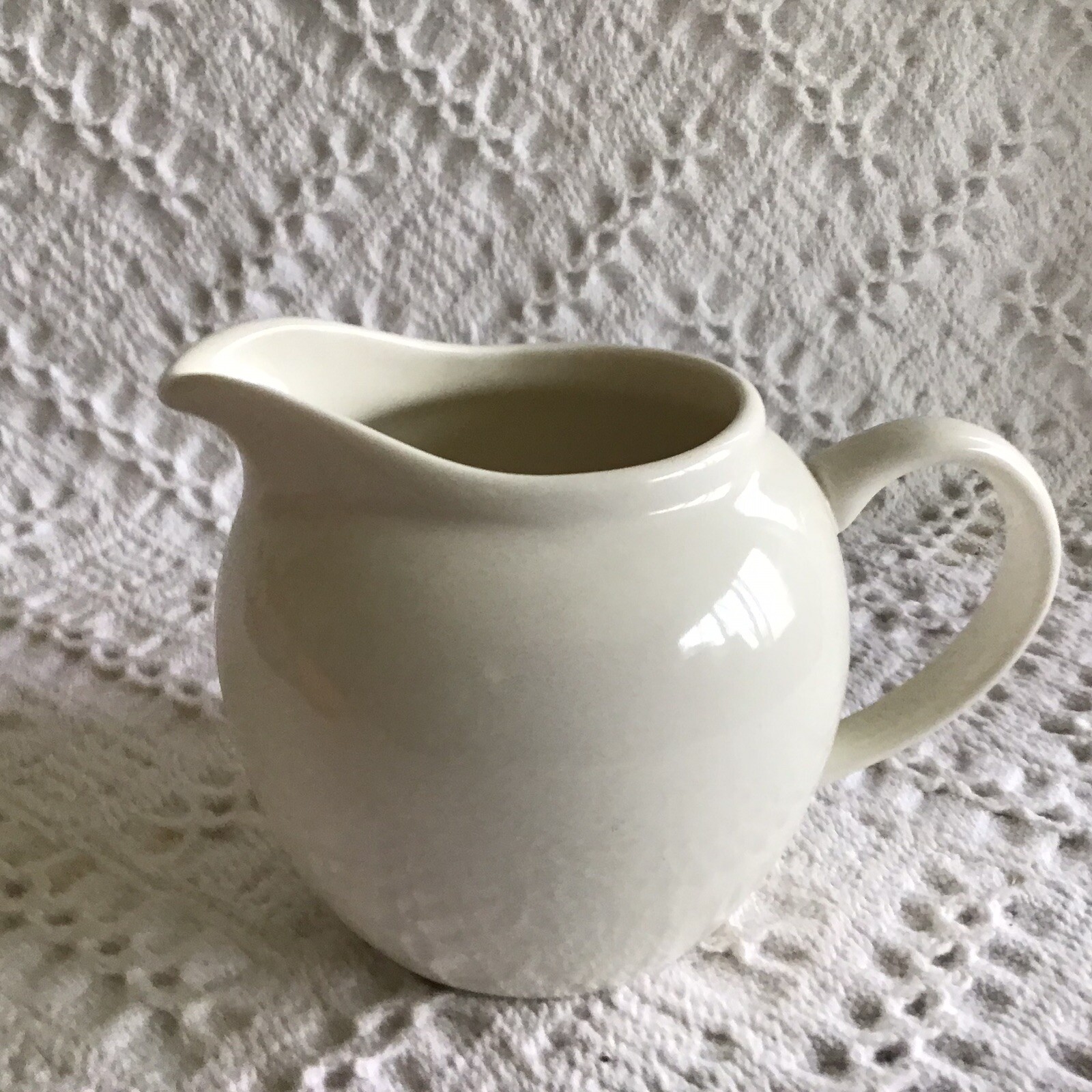 8 Piece Farmhouse Country Pitcher Sugar Creamer Lid Mini Bowls Small Sauce Bowls