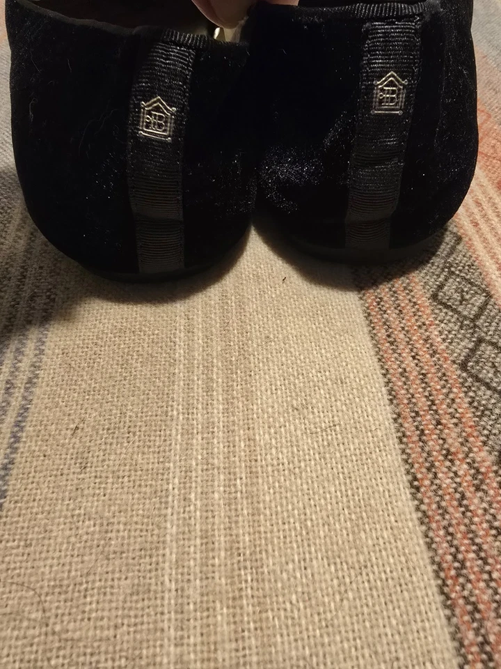 Birdies | Mocasines planos clásicos de terciopelo negro The Starling para mujer 10 Foto 3 de 4