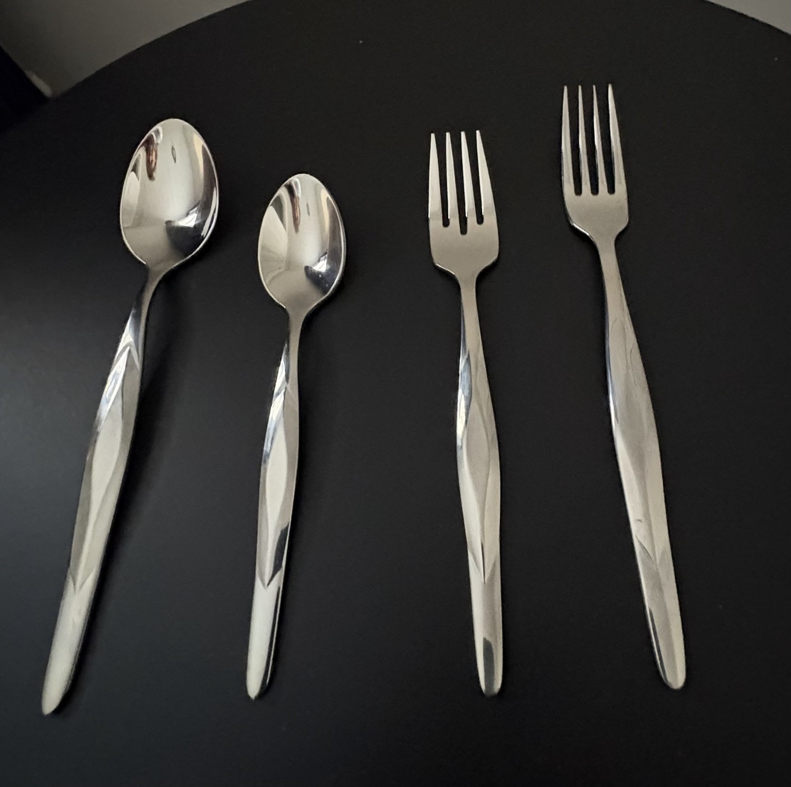 4 Pc CUTCO Stainless Place Setting Soup Spoon, Teaspoon, Salad Fork, Dinner Fork
