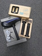 Haro seat post premium grips ;haro fussion pedals tool
