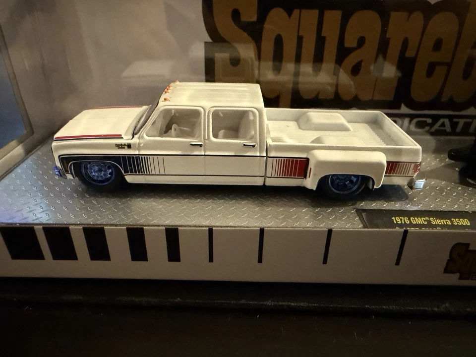 M2 Machines Square Body Syndicate Hauler CHASE 🔥 🔥 🔥  Only 750 PCS - Image 2 of 3