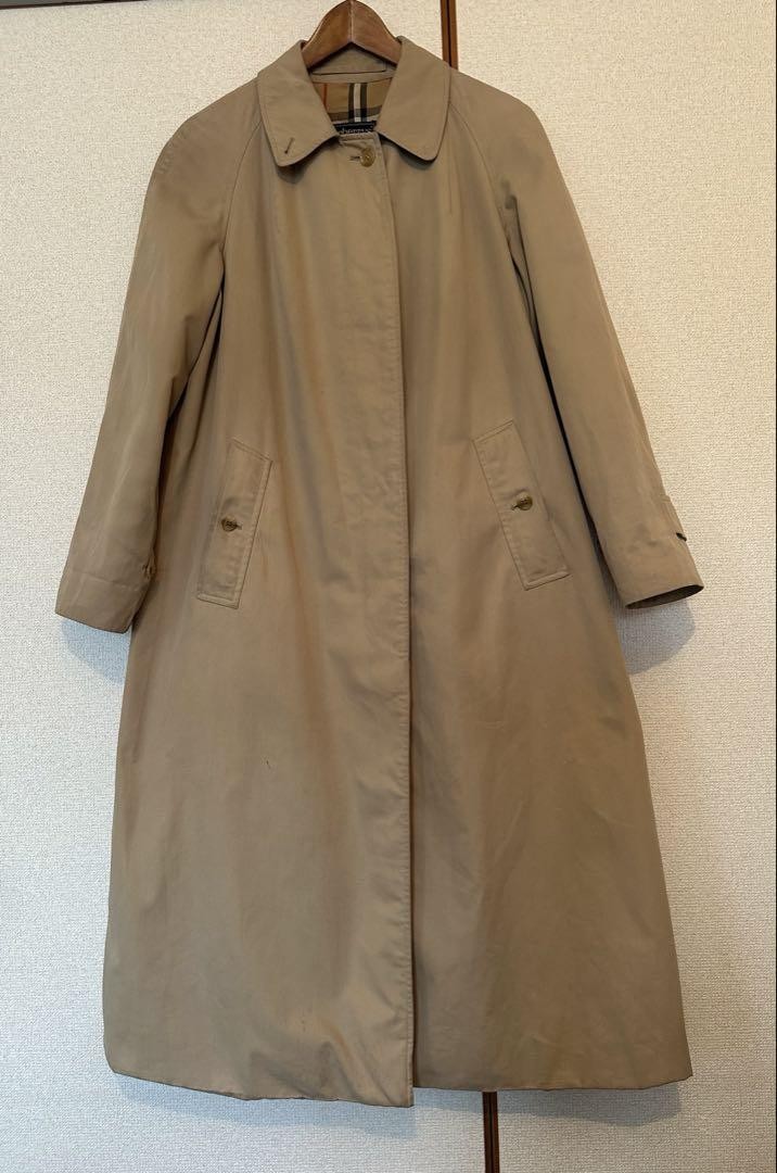Burberry Classic Spring Trench Coat for Women