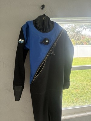 dui dry suit scuba large 30/30 Series