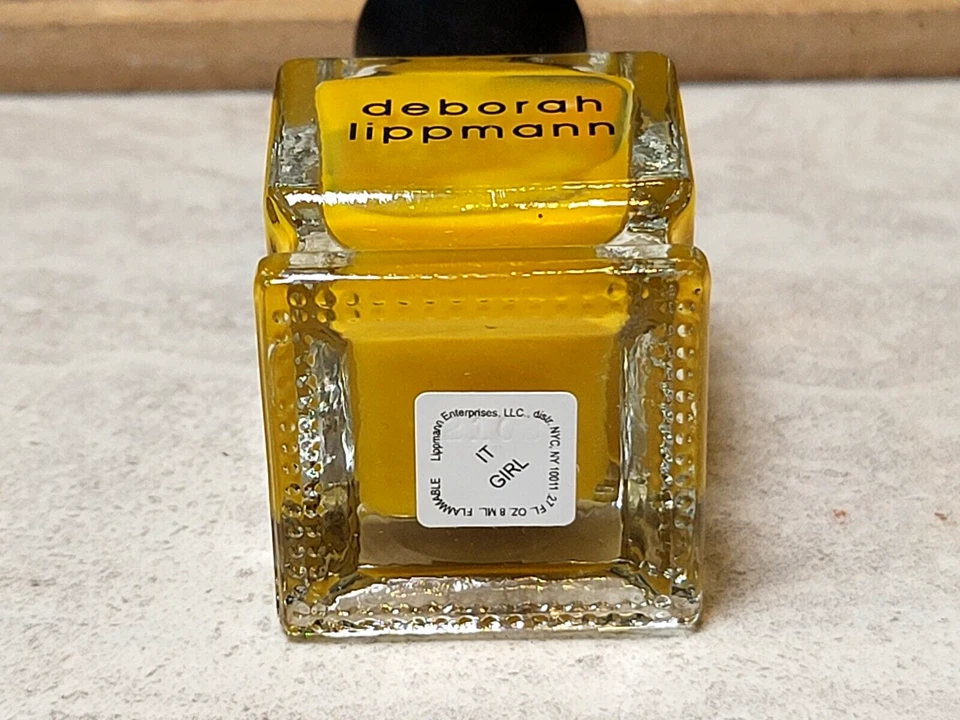 Deborah Lippmann Nail Polish ~ It Girl ~ vibrant yellow, mini - Изображение 3 из 3