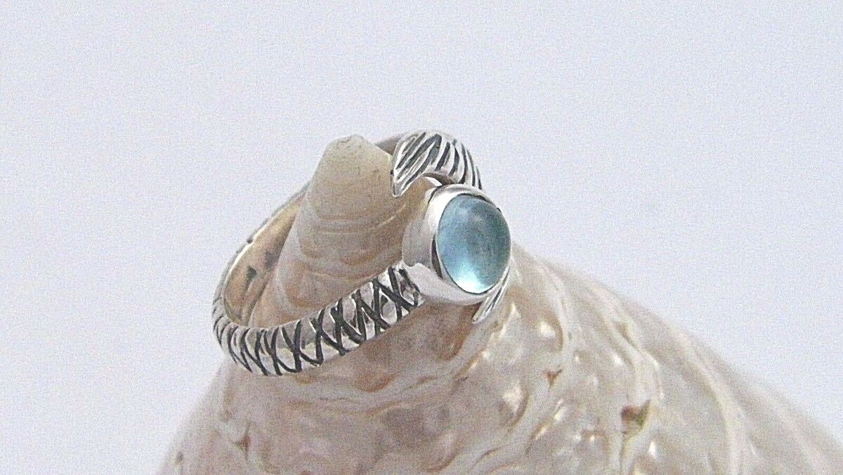 Hand Made H2O Just Add Water Mako Mermaid Tail Ring Natural Sky Topaz 7mm  925 SS