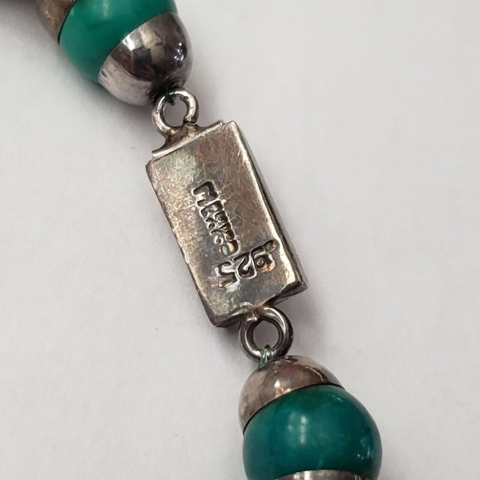 VINTAGE NECKLACE EARLY STERLING SILVER GREEN STON… - image 4