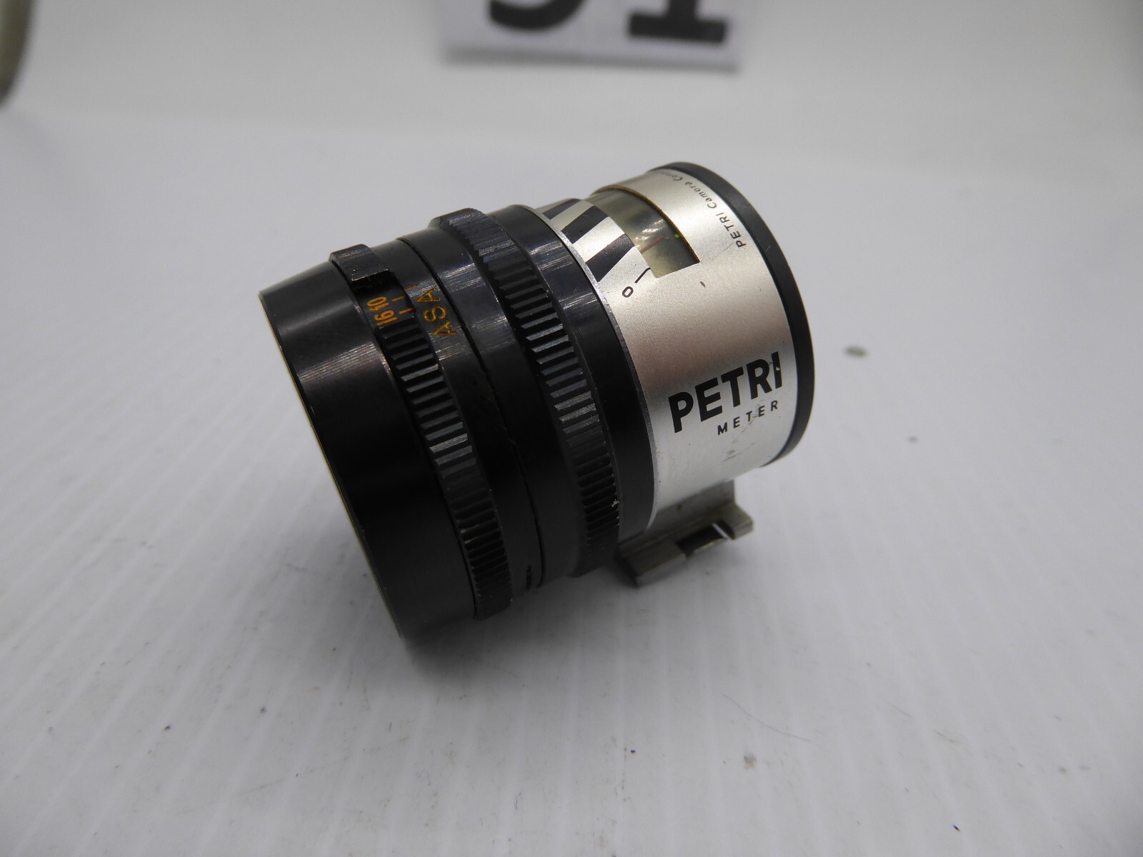 PETRI Selenium Cell Exposure Light Meter shoe mount. tested and not