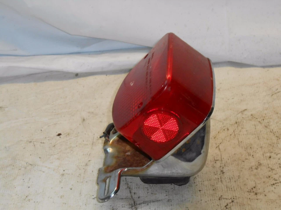 КРОНШТЕЙН ЗАДНЕГО ФОНАРЯ НАЧАЛА 80-Х KAWASAKI KZ650 KZ 650 - Изображение 2 из 4