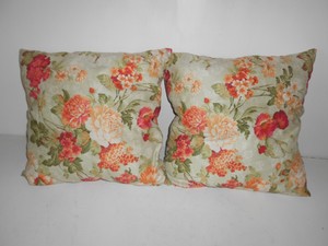 Pair Of Decorative Pillows W Covers Floral Pattern Green W Peach