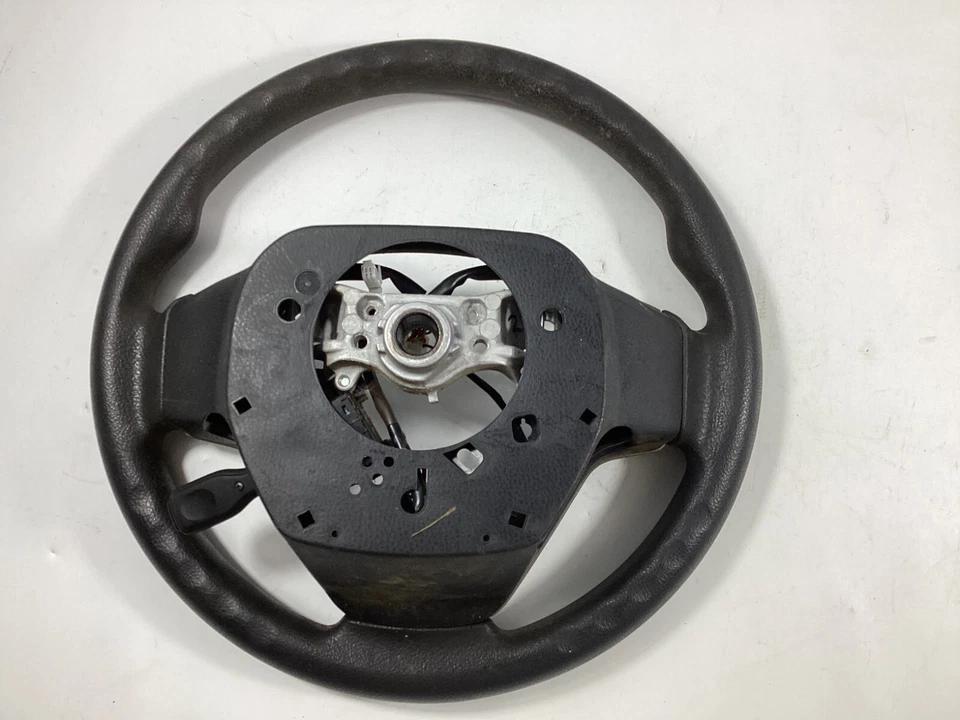 Volante Toyota Sienna 2014-2020 574WGS120-05860 OEM. Foto 2 de 4