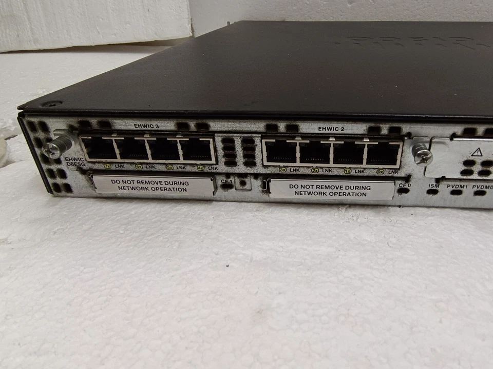 Cisco CISCO2901/K9 2-Port Gigabit Wired Router with free shipping - Image 4 of 4
