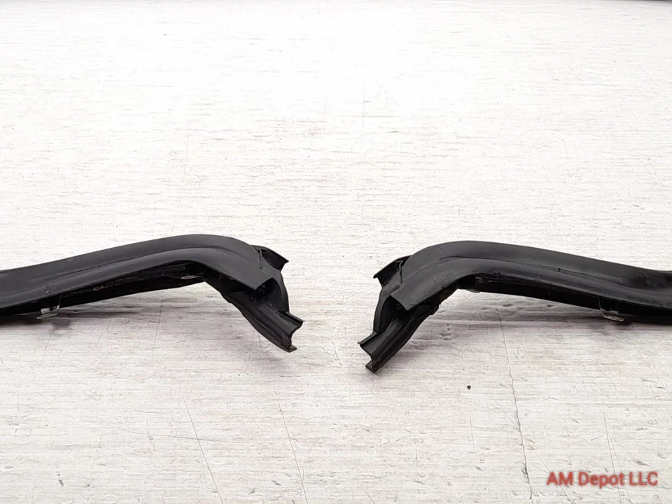 2008 BMW 335i 328i E93 Convertible Trunk Lid Seal Gasket 51767193576 - Image 2 of 4