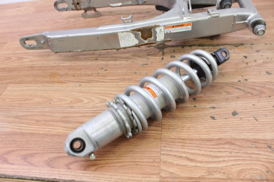 Yamaha XT250 2009 basculante/brazo oscilante con acoplamiento y amortiguador Foto 4 de 4