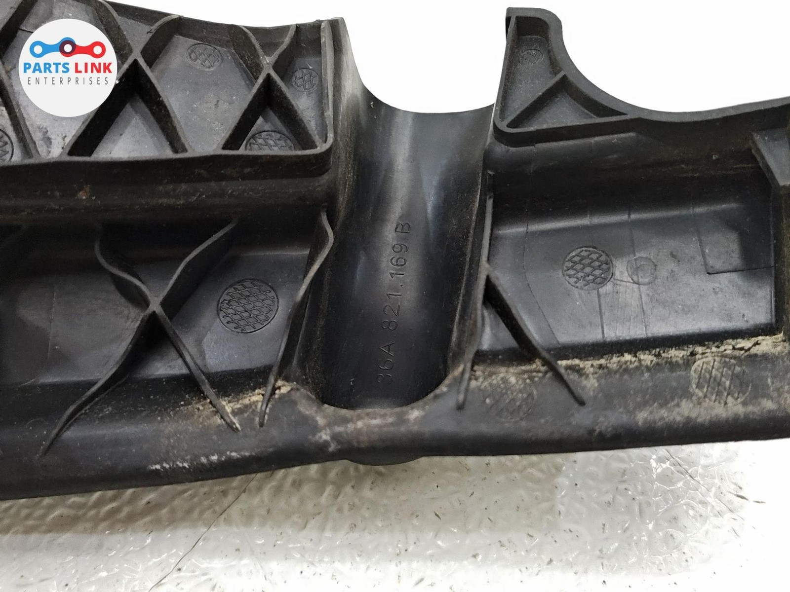 Bentley Bentayga Speed 2017-2020 Front Left Hood trim panel