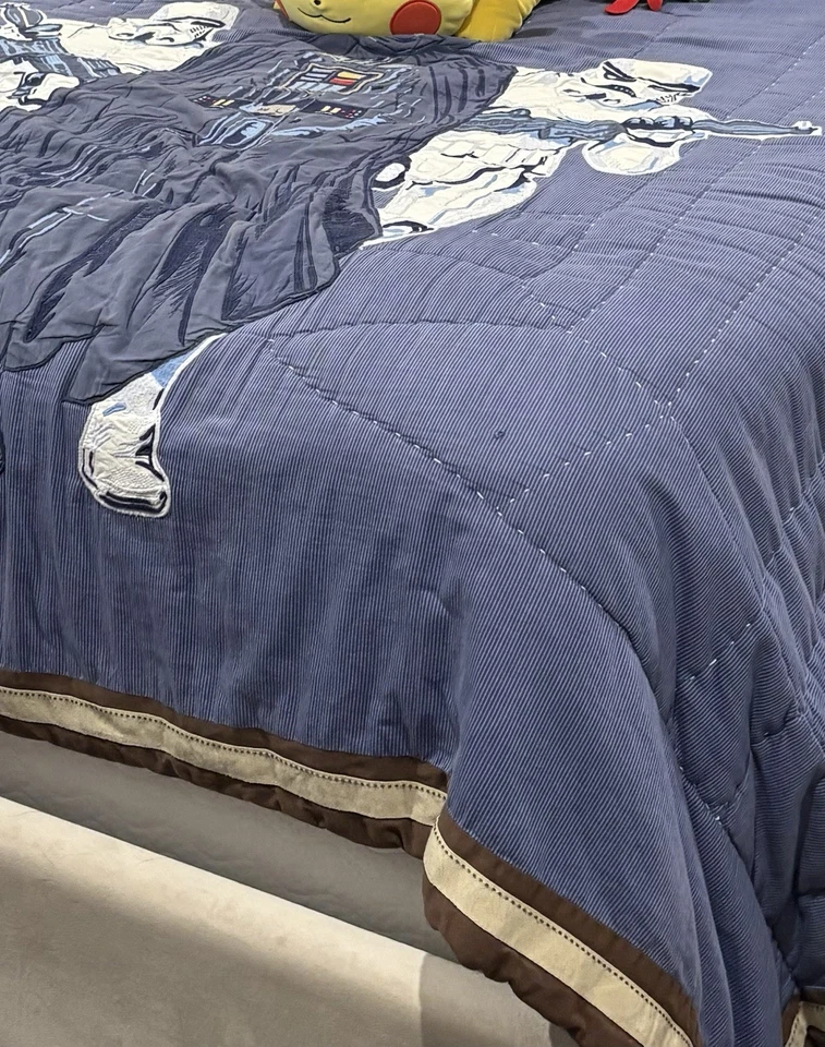 Juego de edredón Pottery Barn Star Wars - tamaño completo con 2 estándar y 2 euros simulados Foto 2 de 4