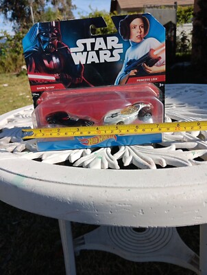 Hot Wheels Star Wars Darth Vader Vs. Princess Leia Character Car 2-Pack - 1:64 Scale Collectible Toy Cars - View #7