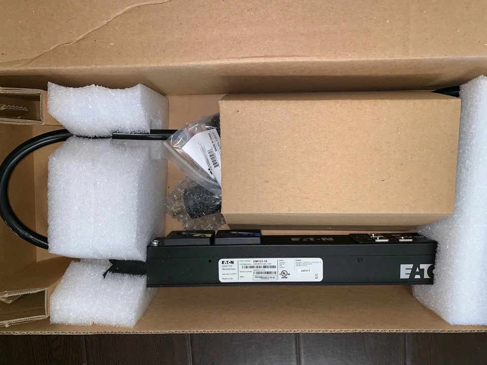 Brand New In Box!!! Eaton ePDU Metered Input Rack (#EMI121-10) - Image 2 of 4