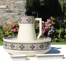 Ancien ensemble de toilette broc, cuvette ... U & C Sarreguemines Tunis