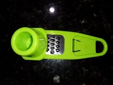 New Mini Ginger & Garlic Grinding Grater.Easy To Use And Clean .