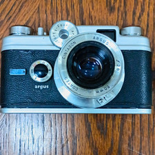 Argus C-Forty-Four Black 35mm Rangefinder Film Camera w/ Leather Case