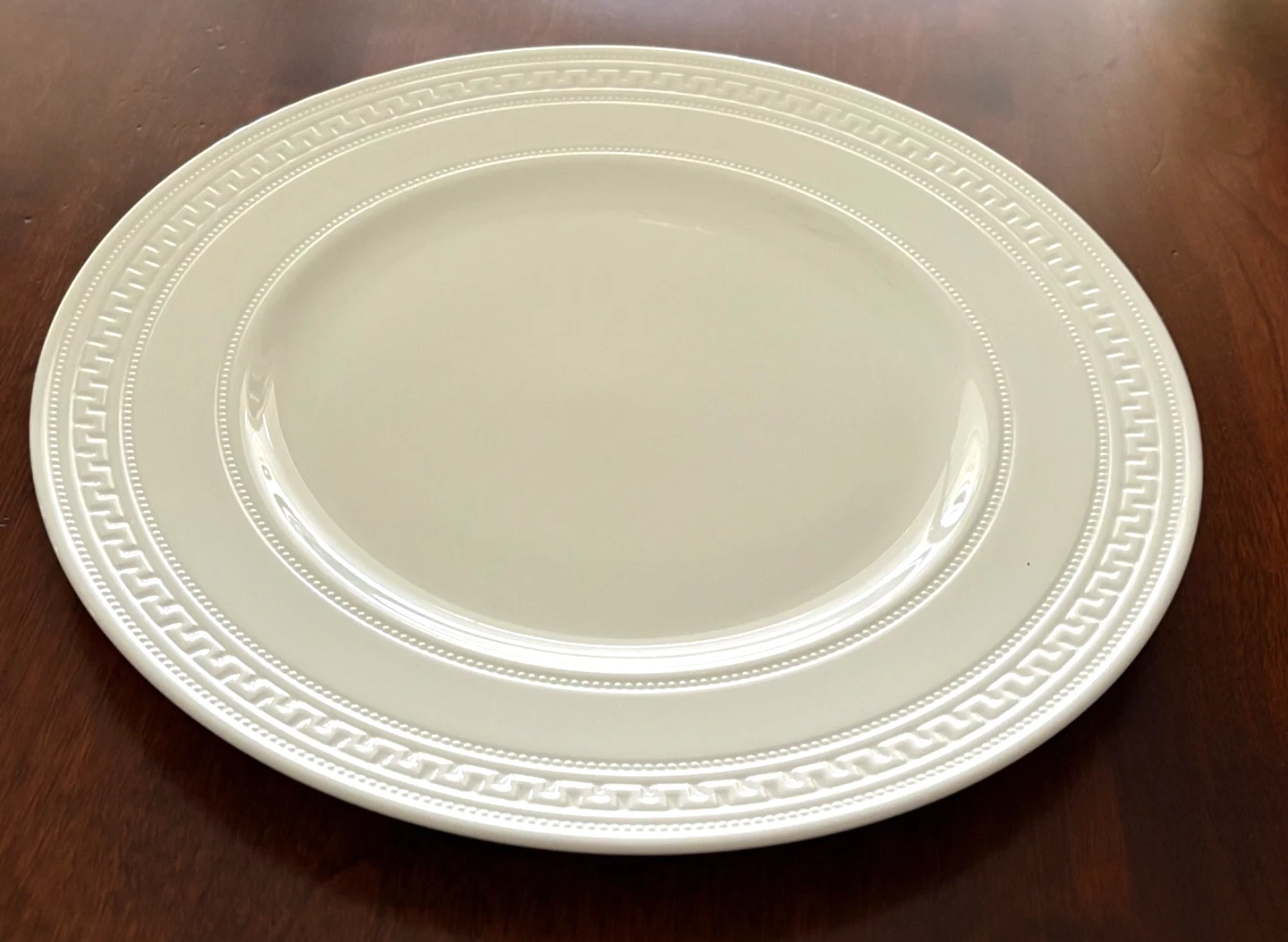 Wedgwood Intaglio Dinner Plate - Thumbnail 2