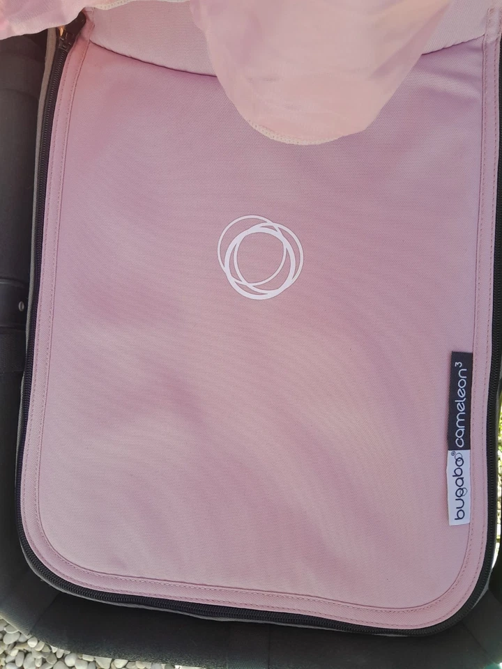 Bugaboo Cameleon 3 + Set Tessuti NUOVO Sand/Khaki + Breezy Rosa – Duo - Immagine 4 di 4