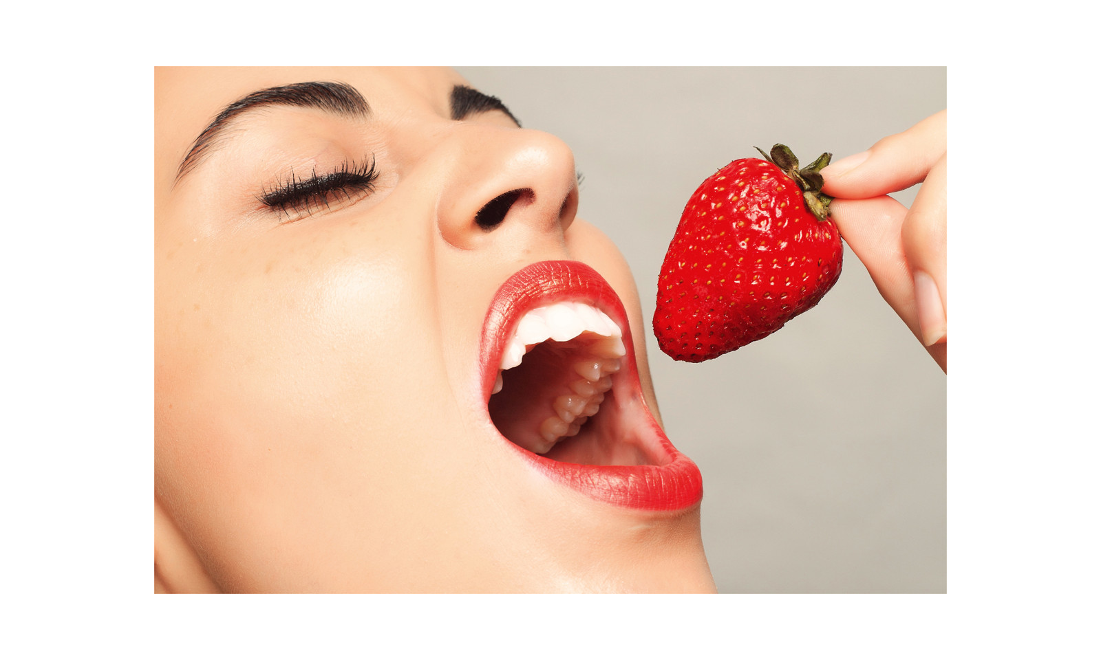 Strawberry Edible Body Oil - LOVE PLAY Nights Vegan Kissable Oils
