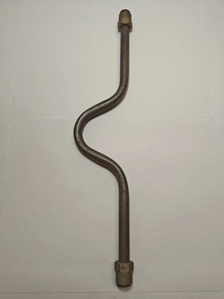 Tubo de filtro de aceite de motor Chrysler Windsor Royal Series 1946-1948 1122435 nuevo en stock Foto 3 de 4