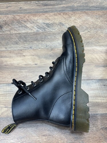 Doc Martens Black Leather Women's US L 7/ UK 5 Luana 7 Hole Ho Air Ankle AW004 - Picture 6 of 12