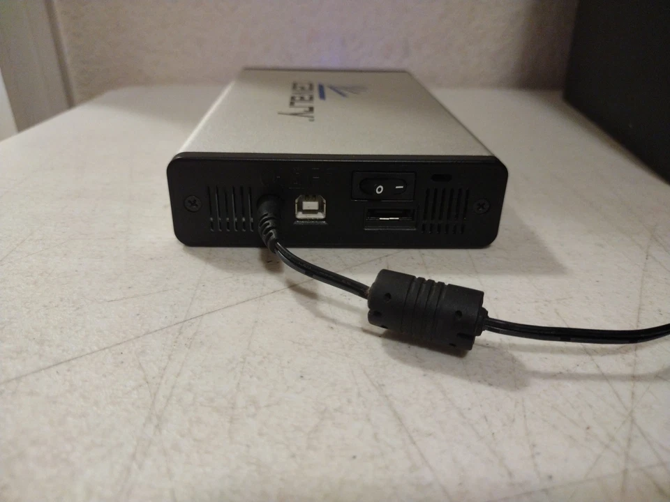 Cavalry CAUM Series CAUM3701T0 1TB USB 2.0 External Hard Drive No Power Cord. B - Image 3 of 4