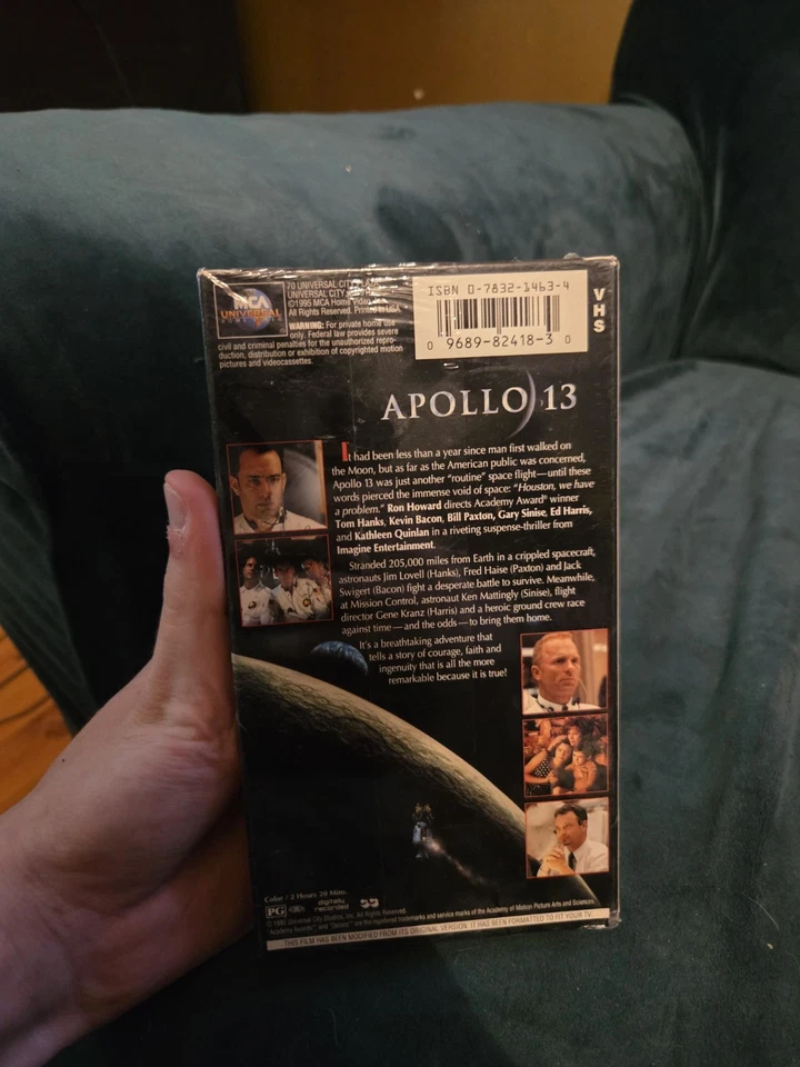 VHS Tape Lot Untested (One Sealed): E.T., Babe, Willy Wonka, Apollo 13 - Image 3 of 4