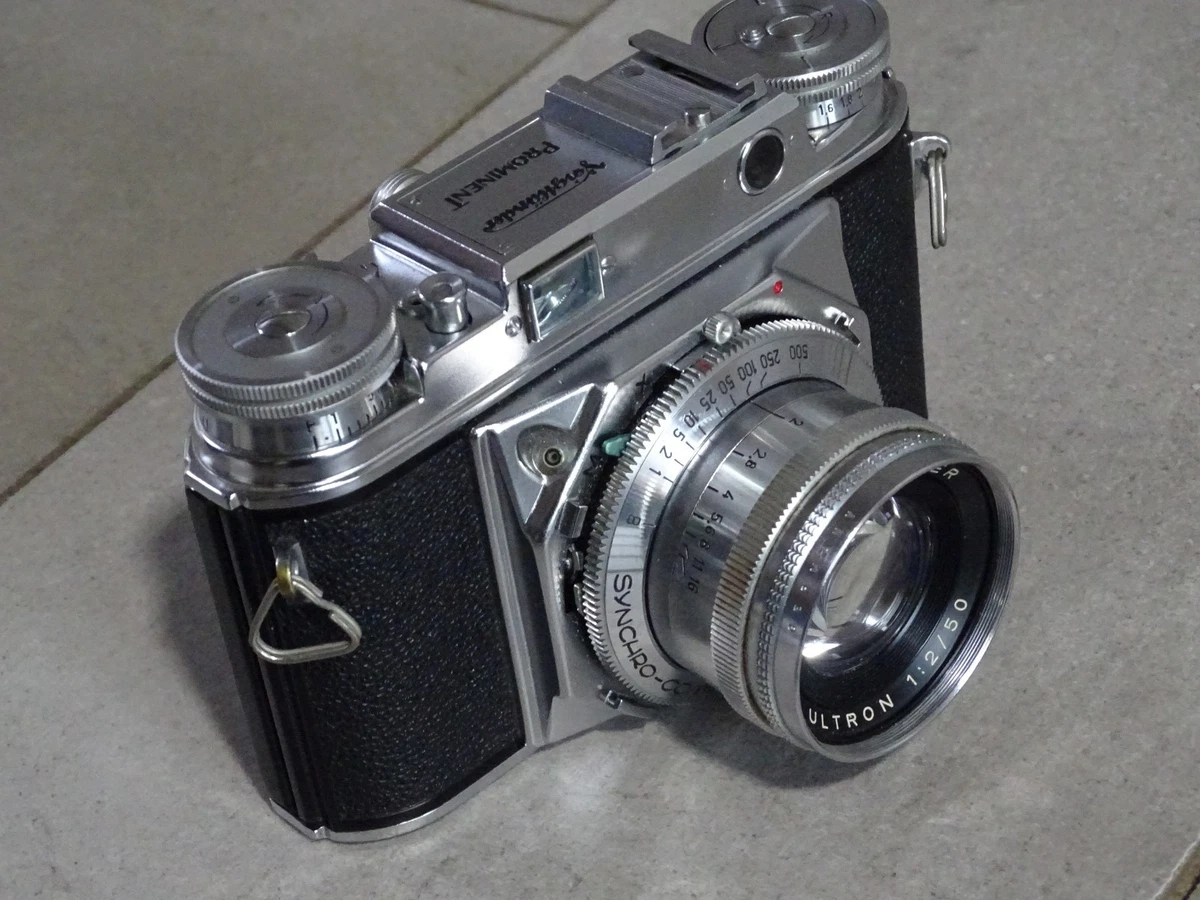 Voigtländer Prominent Kamera #B47370. Mit zwei Optiken (35 mm und 100 mm