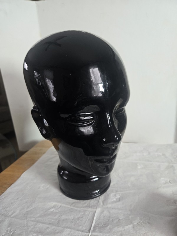 VTG Pier 1 Black Art Glass Mannequin Head Bust Wig Hat Display Made in Spain