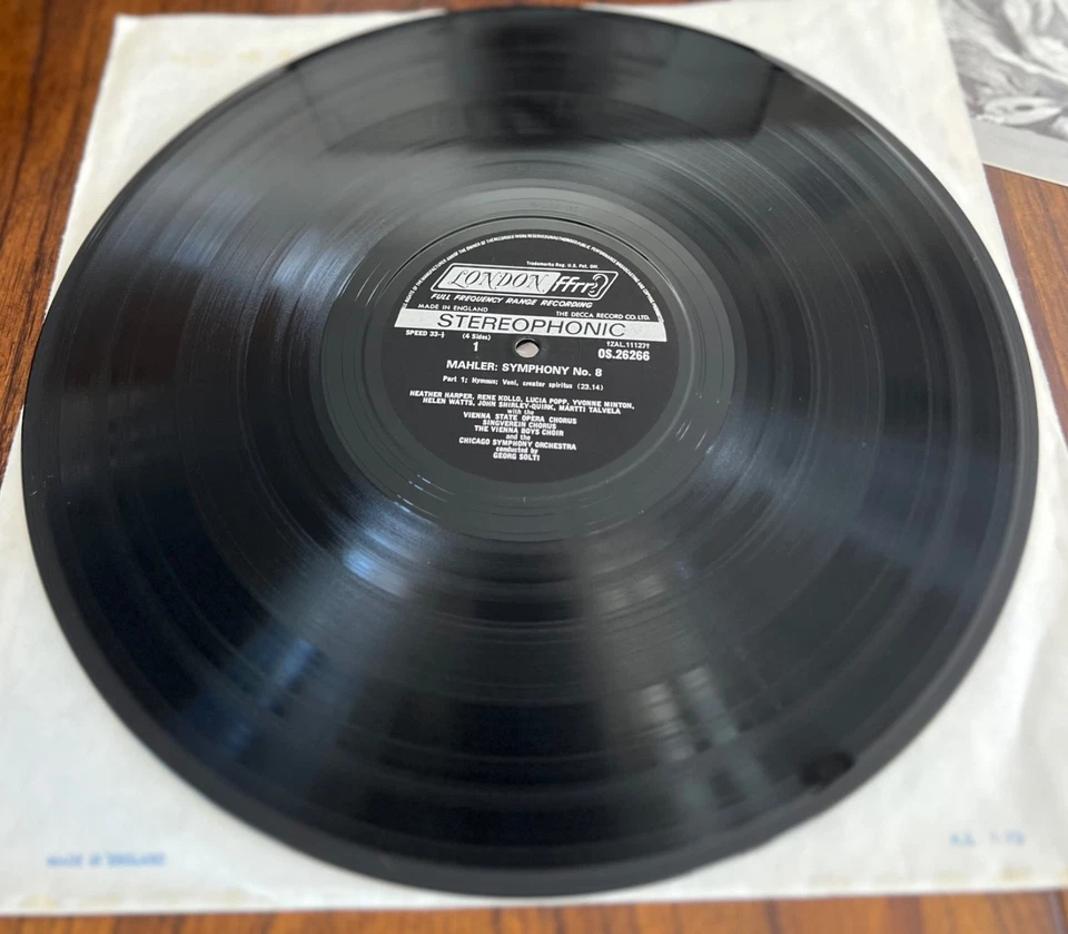 Mahler Symphony 8 Georg Solti , Chicago SO, Vinyl 2 LP Classical, NM - Image 4 of 4