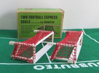 SUBBUTEO PAIR OF FOOTBALL EXPRESS GOALS SET E.301 IN ORIGINAL BOX.