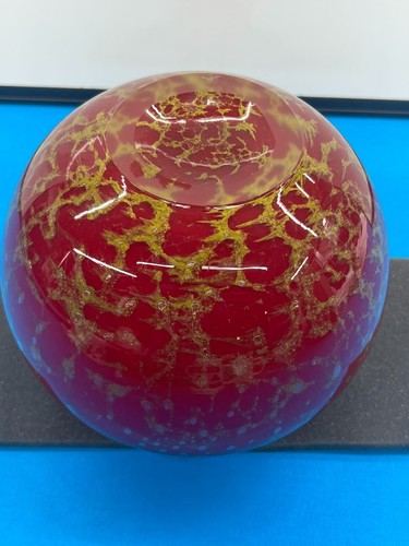 Tarnowiec Red & Gold Art Cased Glass Vase Poland 7" tall - Picture 6 of 6