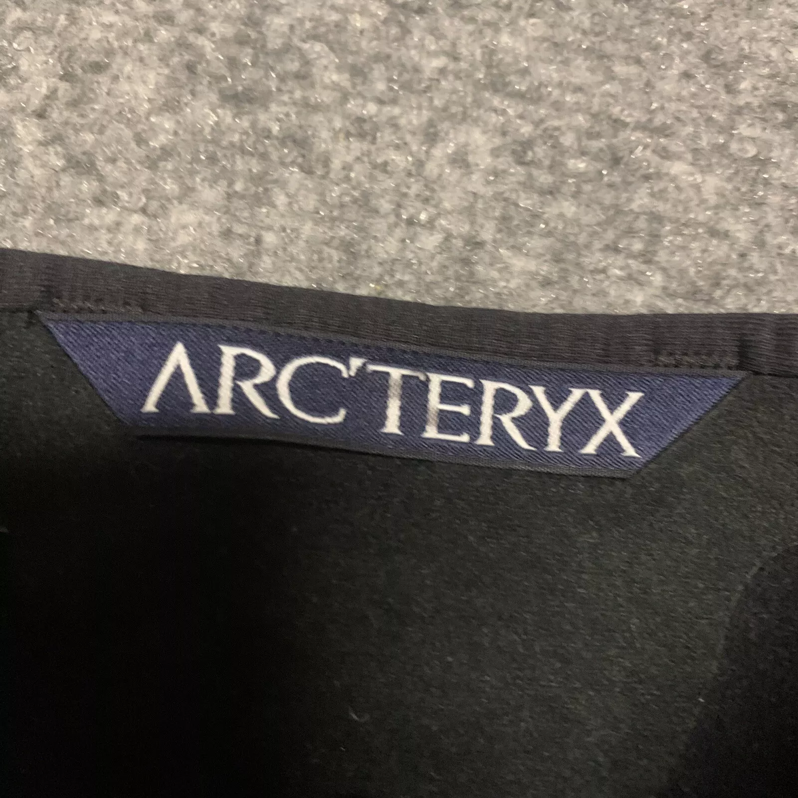 arcteryx polartec 1/4 zip vintage thumb holes sweater jacket