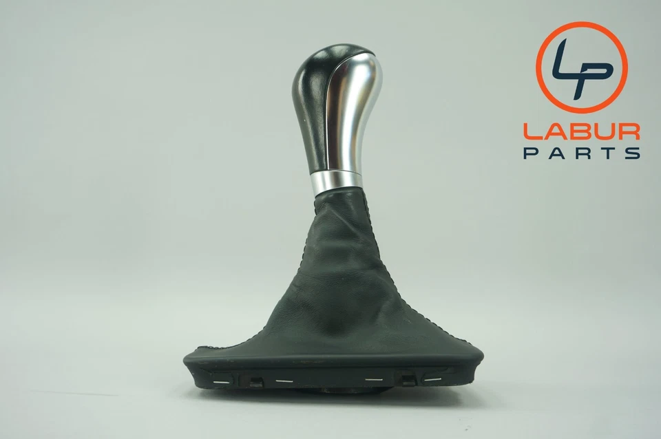 Cubierta y perilla de arranque de palanca de cambios consola central Mercedes Clase C W204 12-15 negra K500 Foto 3 de 4