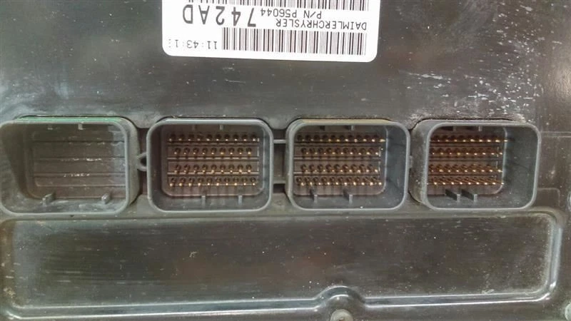 Módulo de control electrónico Motor Computer ECM 5094898AC 05-06 GRAND CHEROKEE E13 Foto 3 de 4