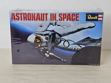 Revell American Astronaut in Space 6" Figure Model Kit 1994 Vintage SEALED