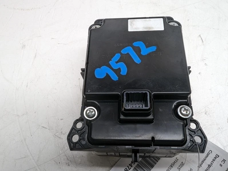 2015 雷克萨斯 RC300 RC350 无线电控制触摸板 原始设备制造商 — 第 2/4 张图片