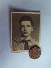 Foto Portrait Junge in Uniform Jugend Jungmann in Uniform Atelier Köln Ehrenfeld