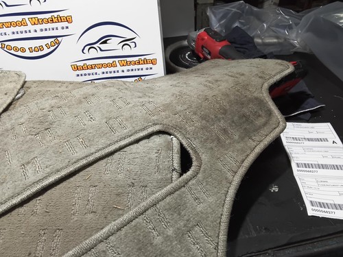 NISSAN ELGRAND FLOOR MATS/BOOT LINER E51 05/02-12/10 02 03 04 05 06 07 08 09 10 - Picture 2 of 4