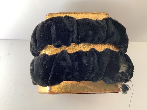 Vintage BLACK VELVET BUCKET & TASSELLED DRAWSTRING EVENING BAG Gilded Bands GC - Picture 16 of 16