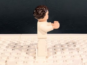 LEGO Star Wars Princess Leia Minifigure (sw0337)