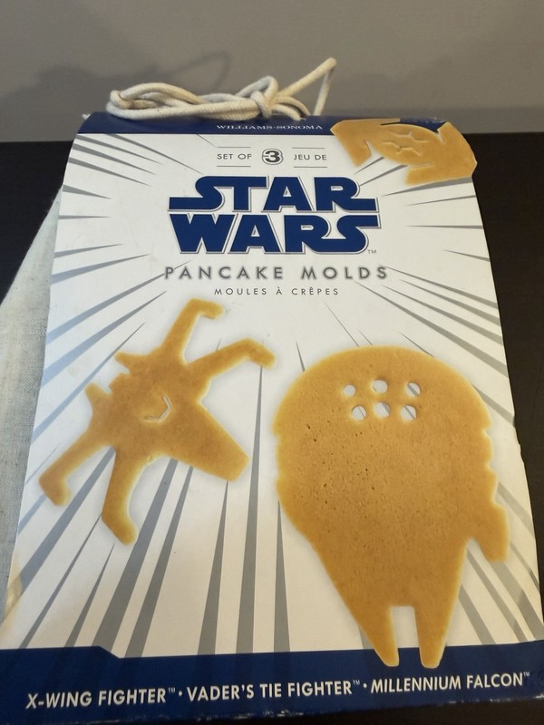 SET Of 3 STAR WARS Pancake X Wing Fighter Vaders Tie Fighter Millennium Falcon