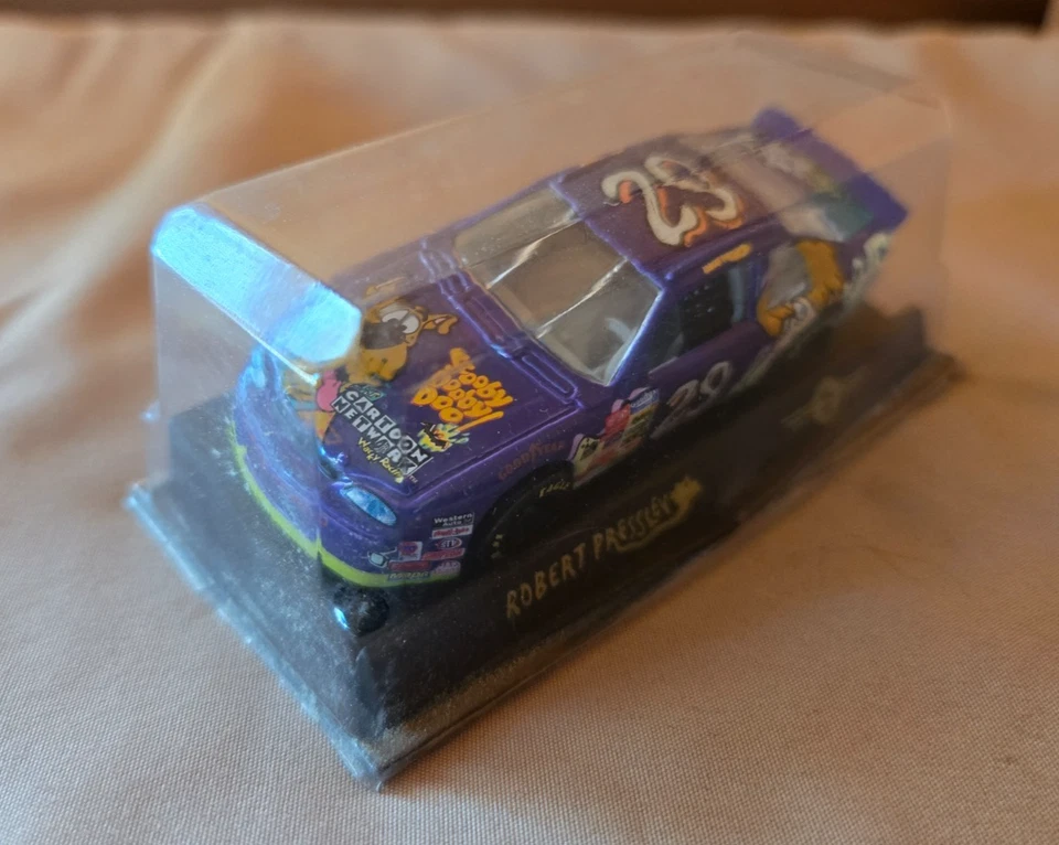 Cartoon Network NASCAR, Scooby Doo, Jeff Green, #29 Car, 1/64th Scale - Image 2 of 4