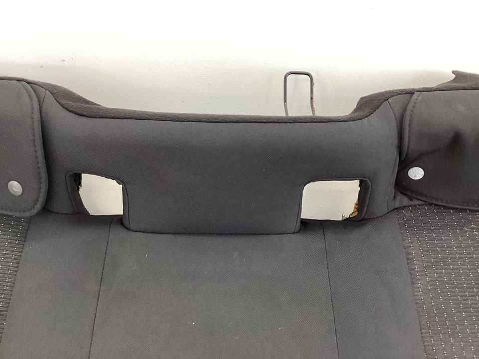 2019 TOYOTA C-HR REAR 2ND ROW LOWER SEAT CUSHION BOTTOM OEM Foto 2 de 4
